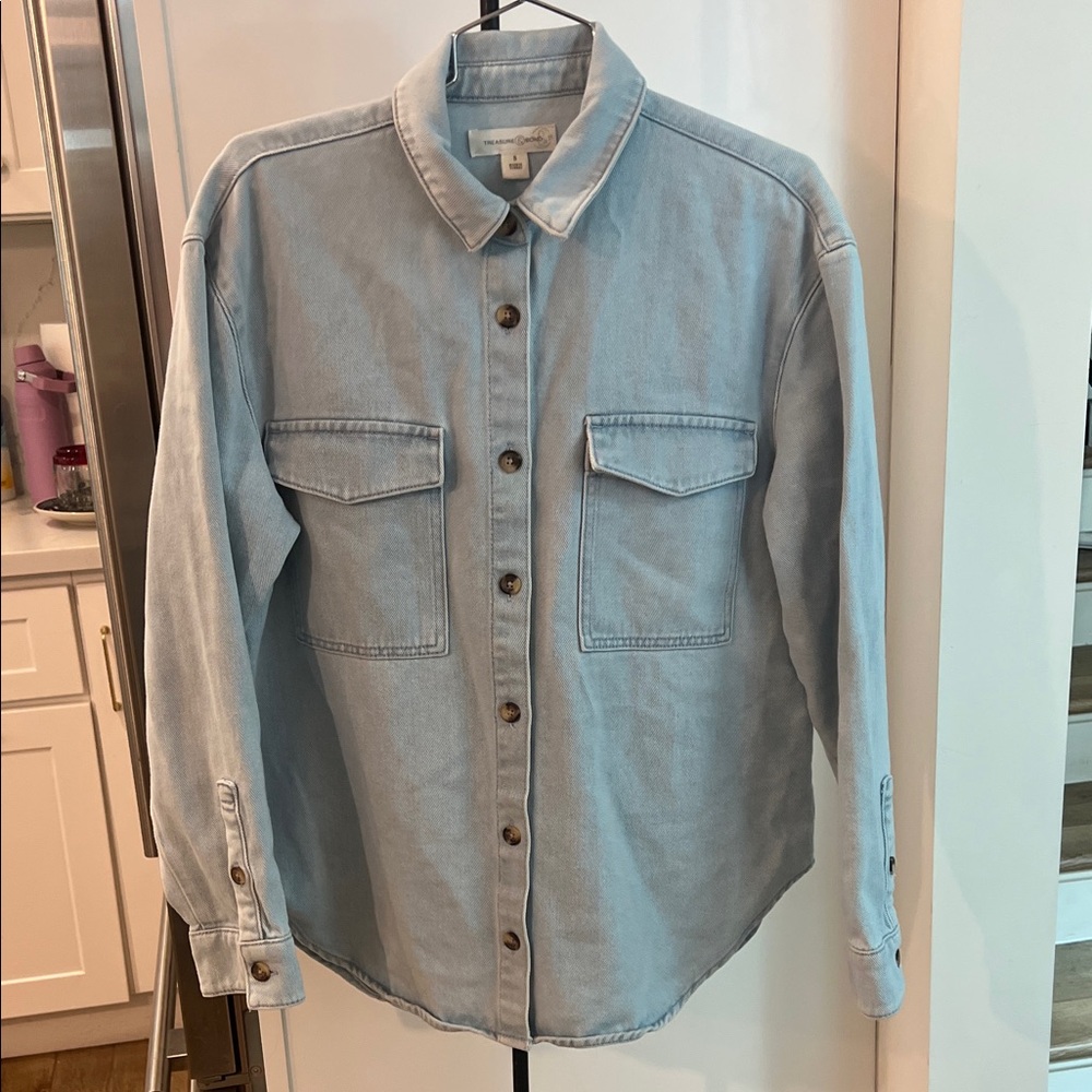 Treasure & Bond Light Blue Denim Shirt Jacket button down sz small